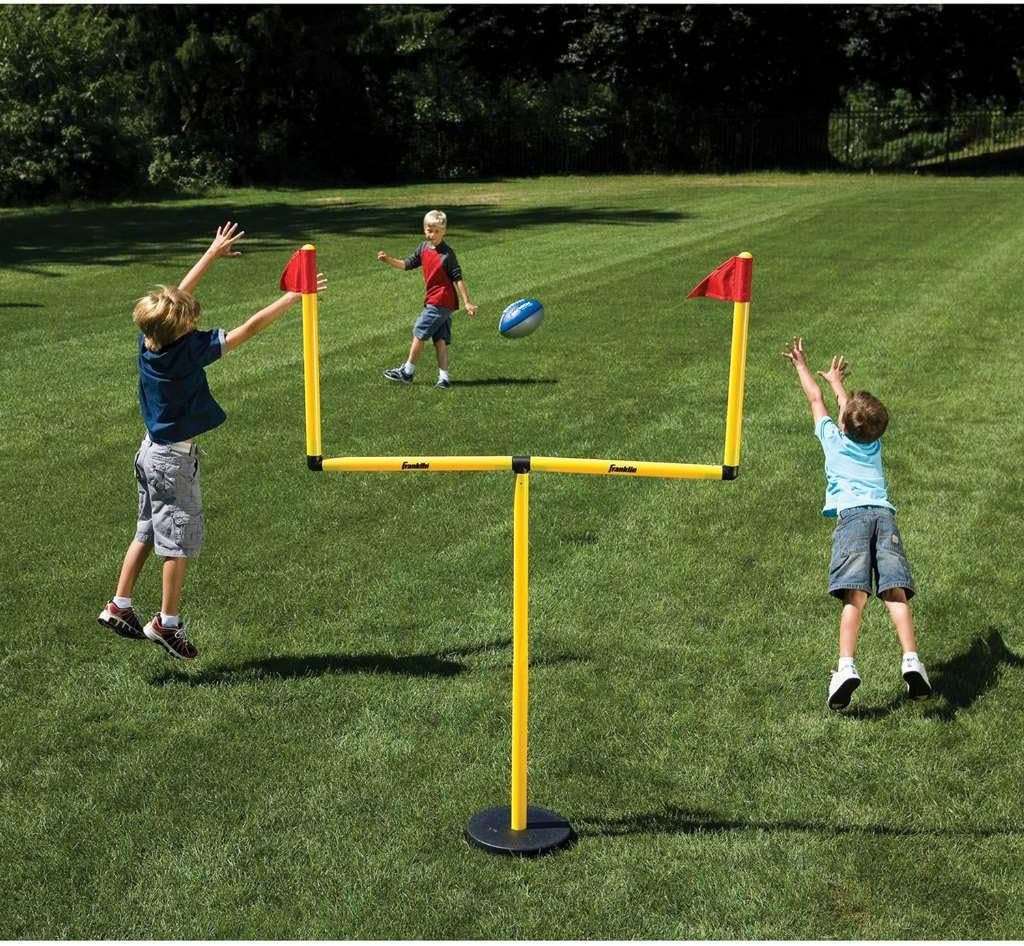 Franklin Sports Future Champs Youth Football Goal Post Set No. 14266